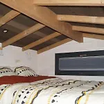 & Tiny House A La Campagne