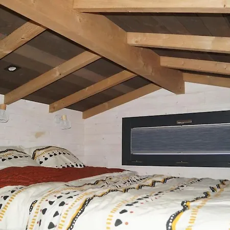 & Tiny House A La Campagne