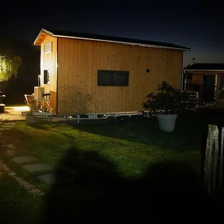 & Tiny House A La Campagne