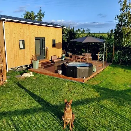 & Tiny House A La Campagne شاليه La Boissiere-du-Dore